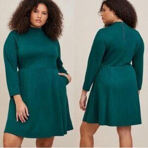 NWT Torrid Mini Studio Mockneck Cupro Dress in Emerald Green